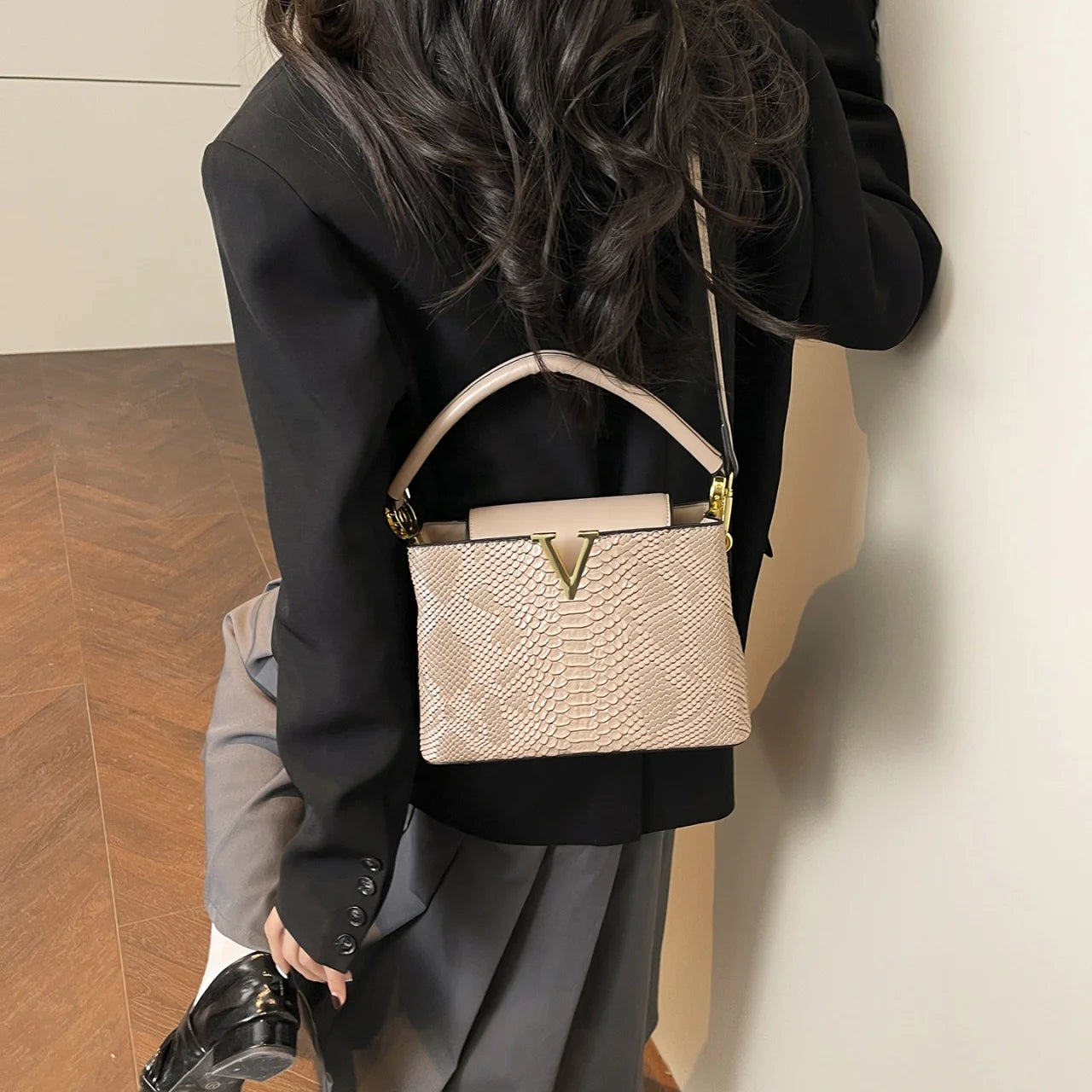 Factory Hot Selling Designer Brand Womens Bag Snake Skin Pattern Luxurious and Elegant Shoulder Bag Pu Leather Crossbody Bag